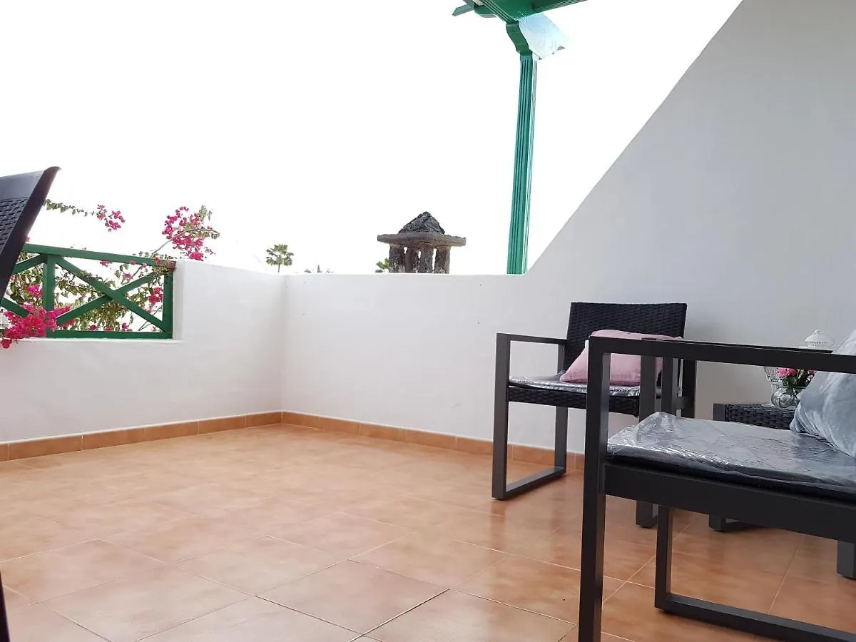 Apartamento Gibshouses Hyde Park Puerto del Carmen  España